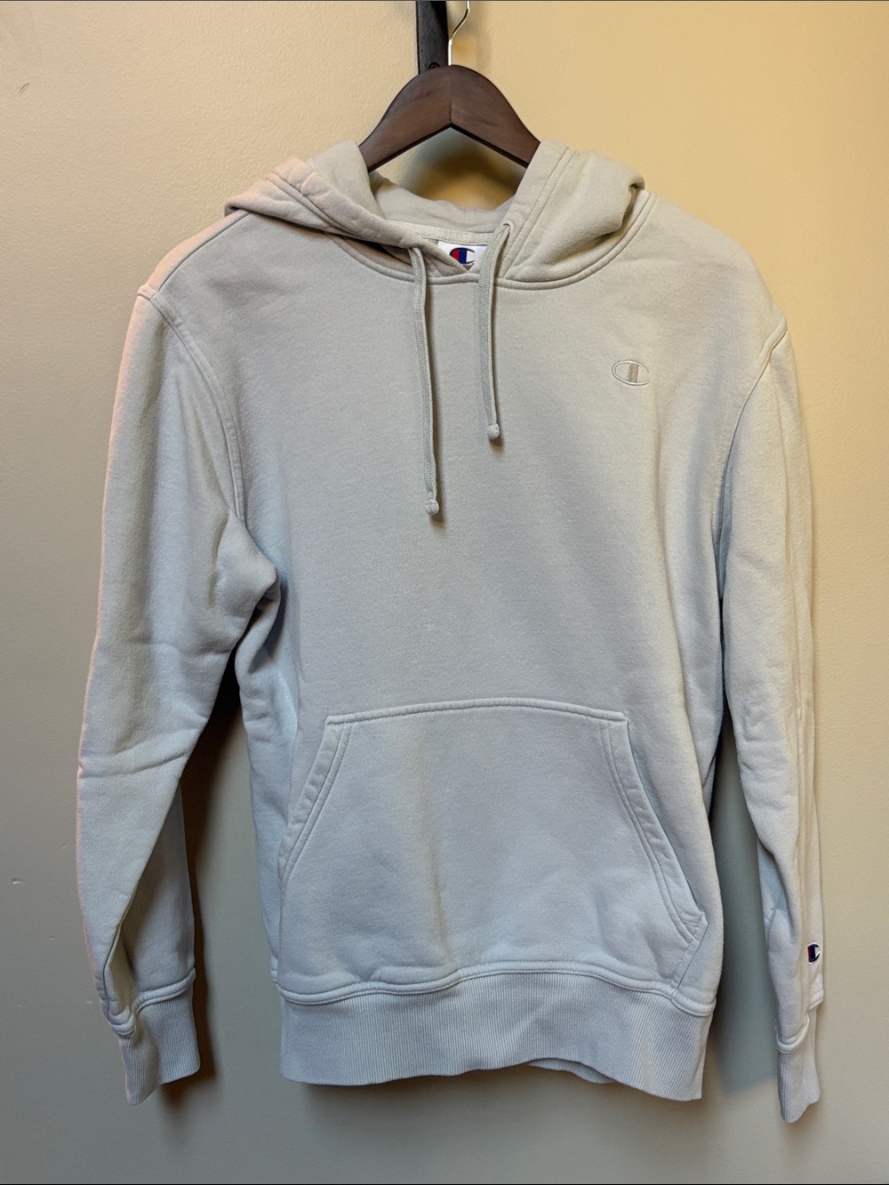 Champion Men's Cream Pullover Hoodie